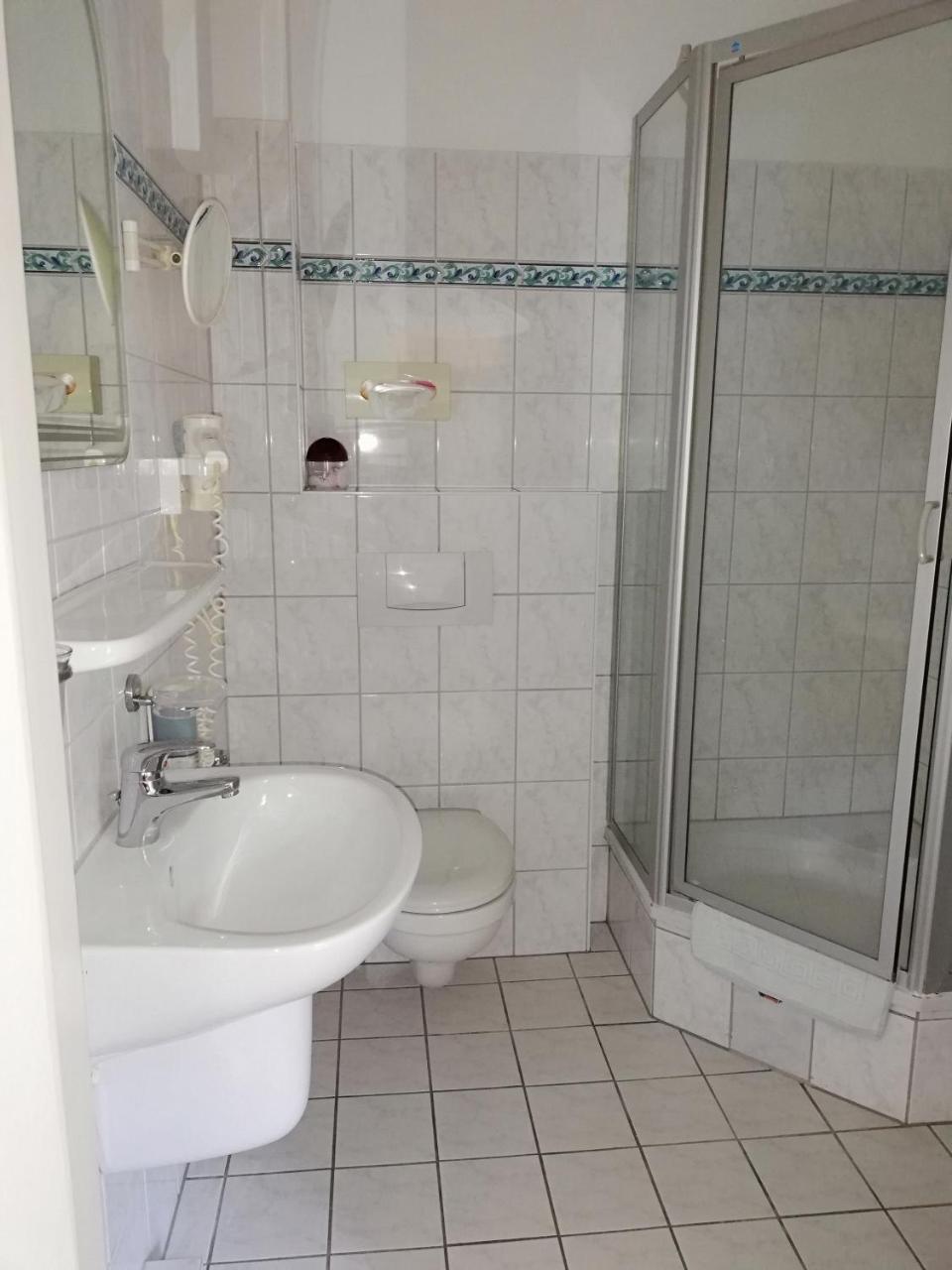 Hotel Dorfschaenke Büdelsdorf المظهر الخارجي الصورة