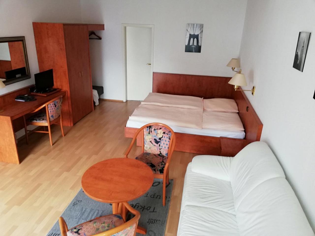 Hotel Dorfschaenke Büdelsdorf المظهر الخارجي الصورة