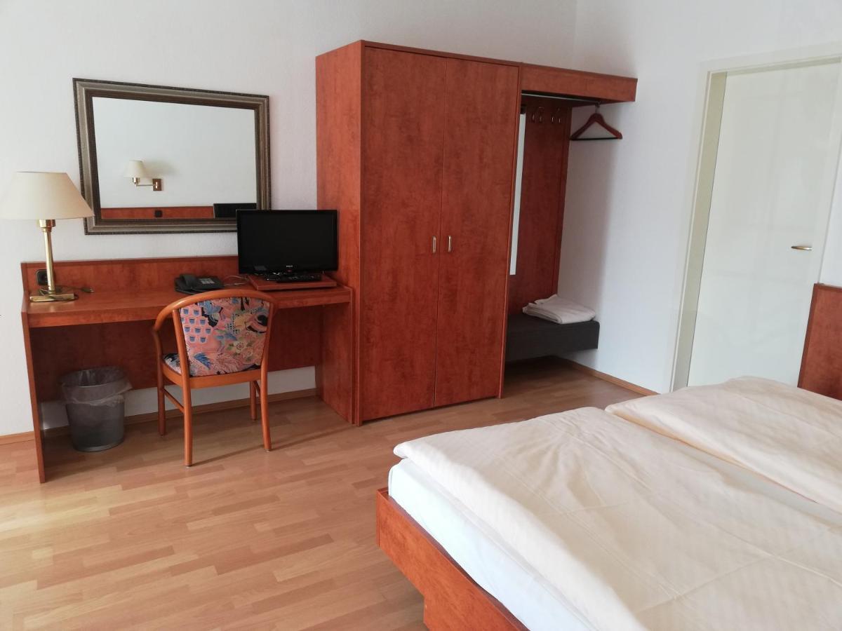 Hotel Dorfschaenke Büdelsdorf المظهر الخارجي الصورة